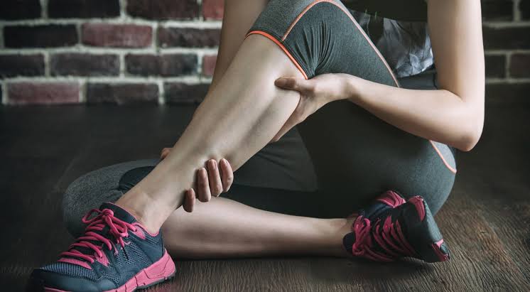 Recuperação muscular além da proteína: o que realmente impacta na performance e adaptação ao treino